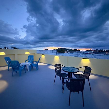 Prachan Hostel トンサラ エクステリア 写真