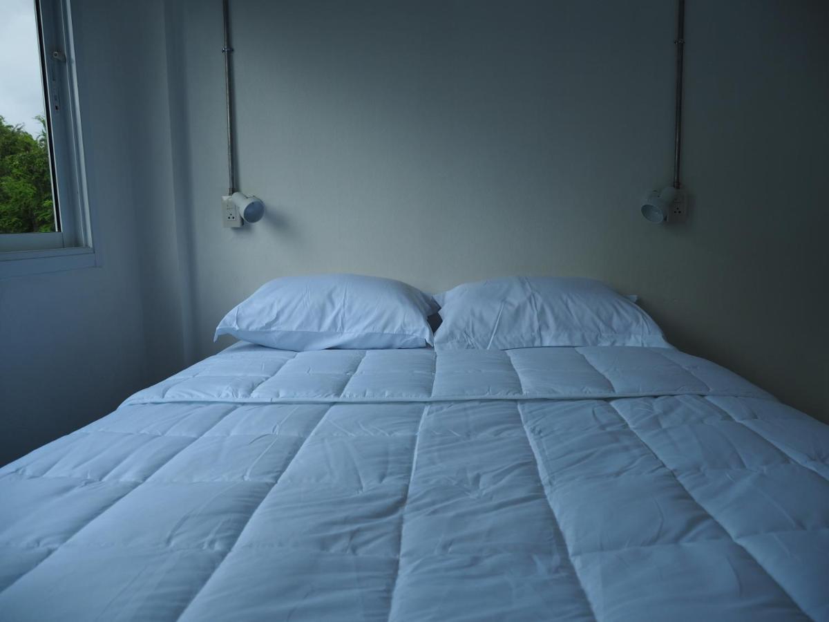Prachan Hostel トンサラ エクステリア 写真