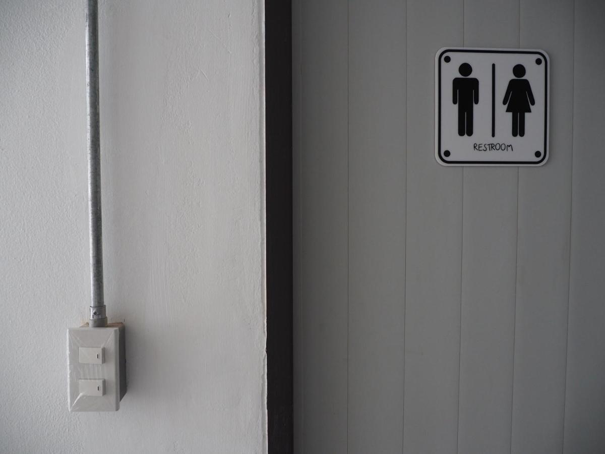 Prachan Hostel トンサラ エクステリア 写真